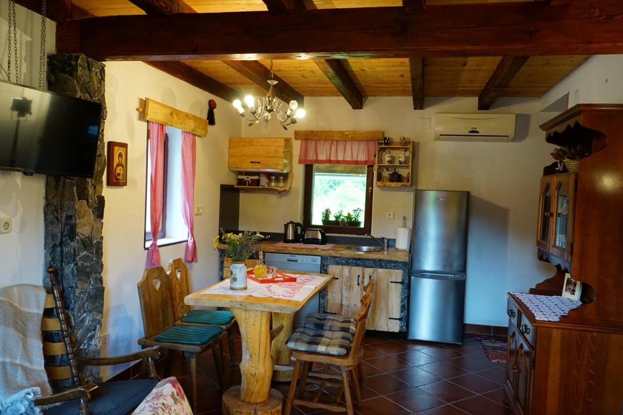 plitvice cottage iggy Plitvička Jezera Exteriör bild
